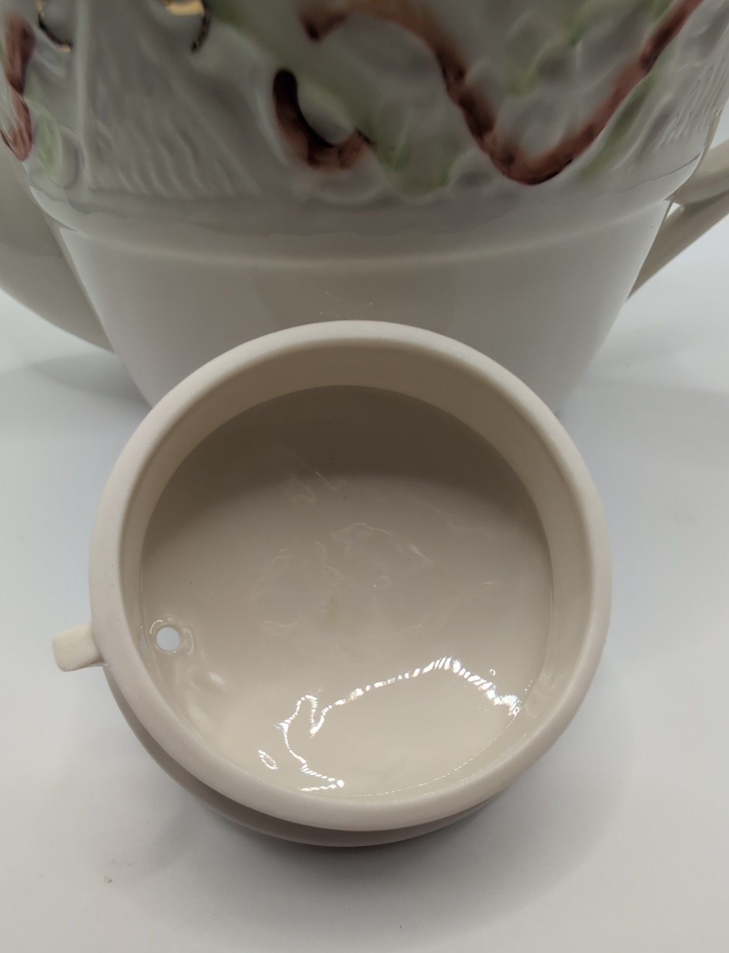 Belleek Celtic Tea Pot Tall Fine Parian China Hand Crafted Ireland 7