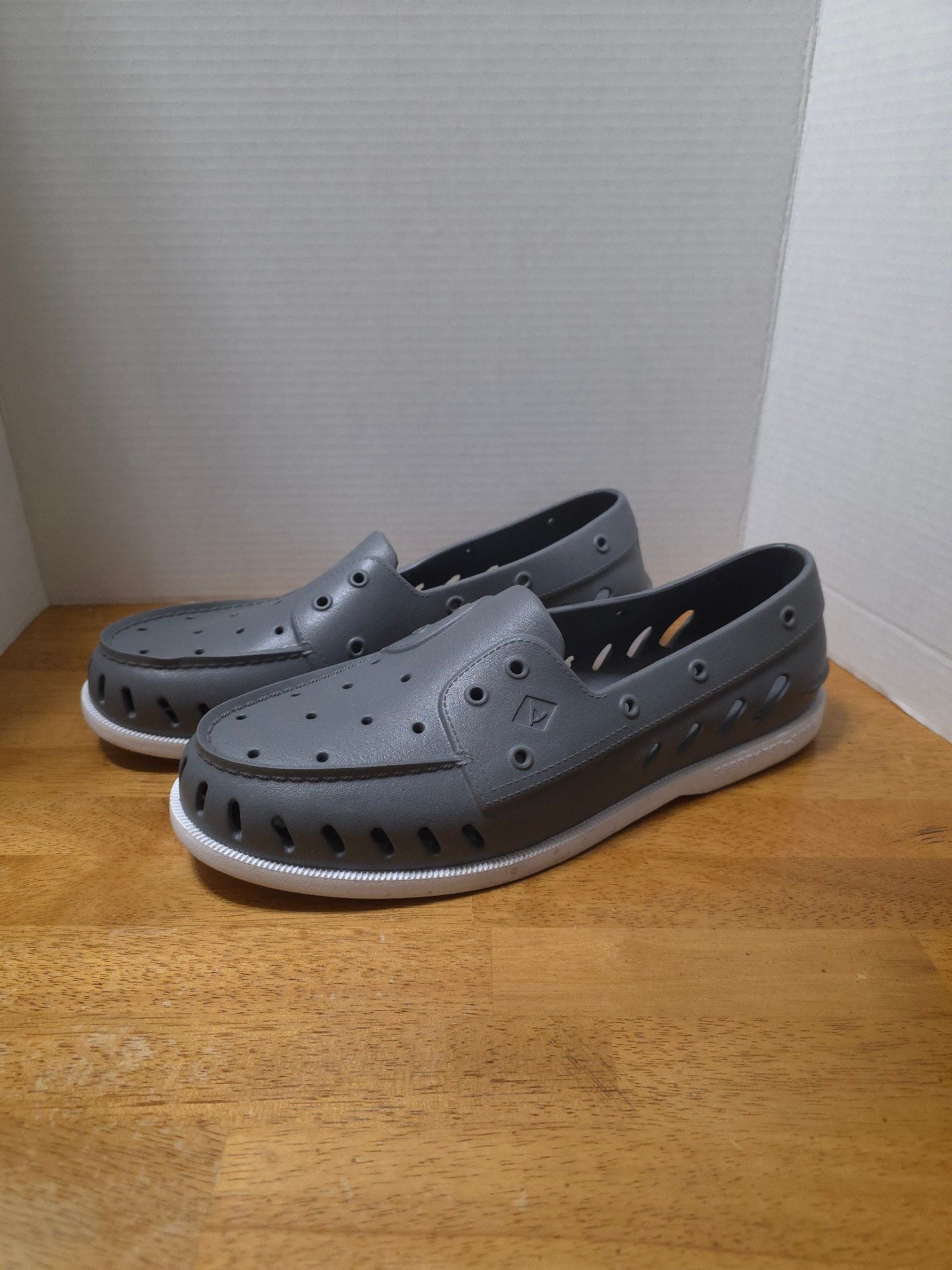 Sperry Authentic Original Float Boat Shoes Gray White 2