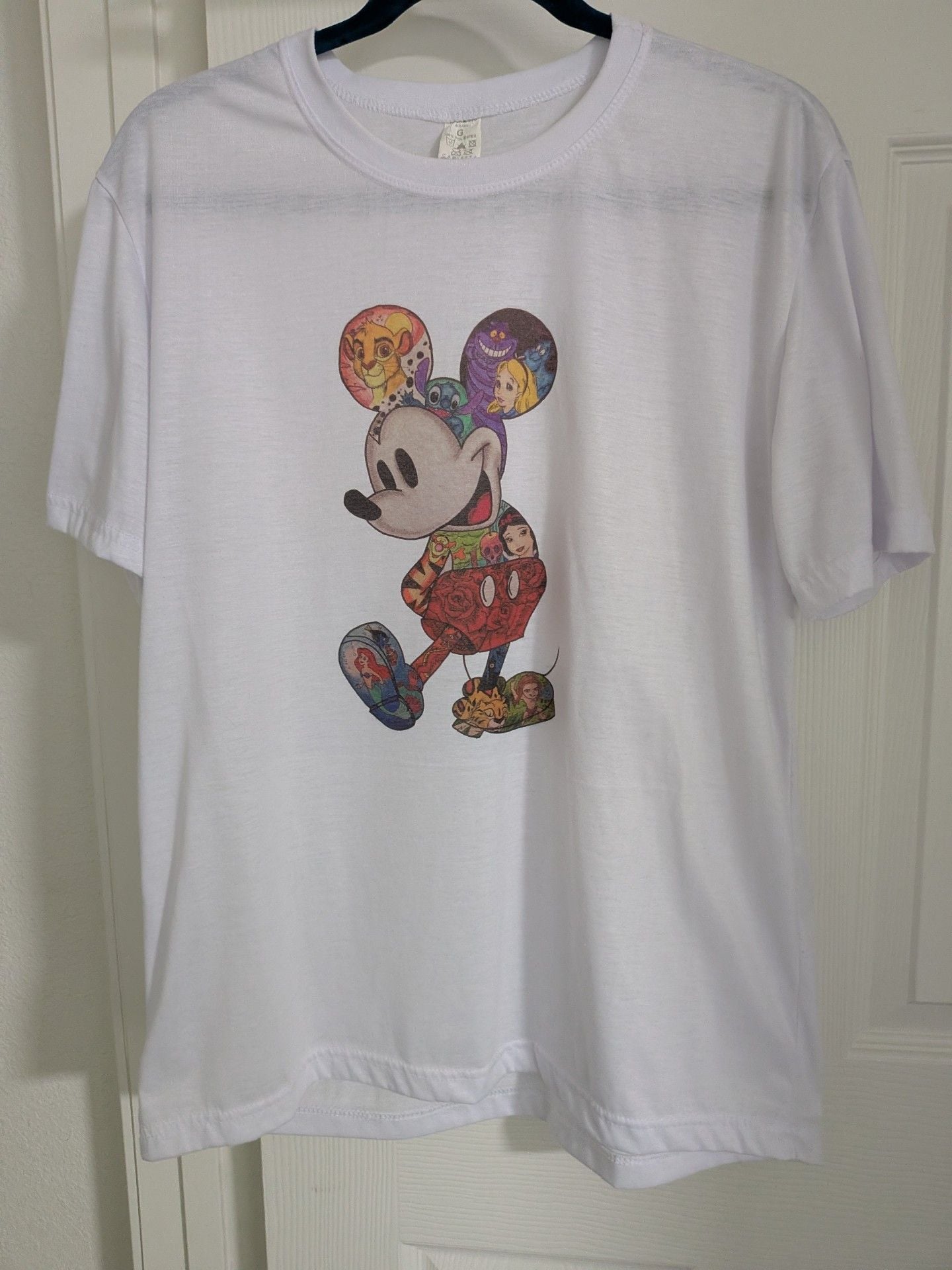 Disney Mickey Mouse Graphic T-Shirt Size L White Character Collage 1