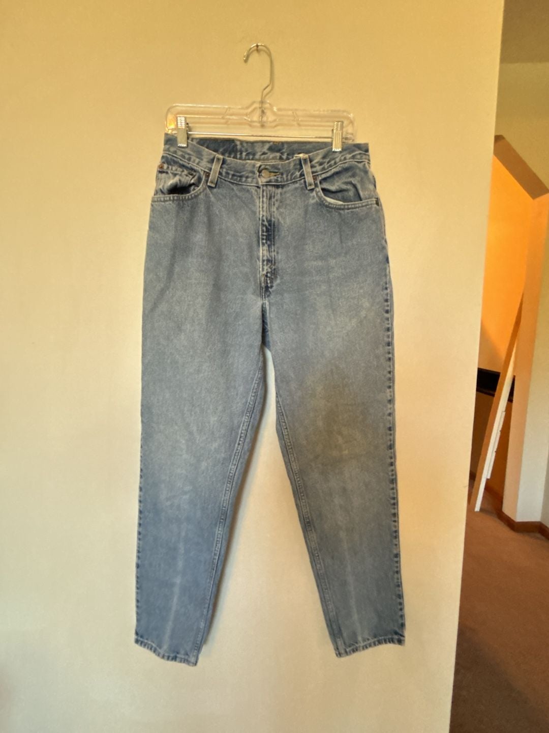 Vintage 2002 Levi's 550 Relaxed Fit Size 12 MIS L Light Wash length is 31 5