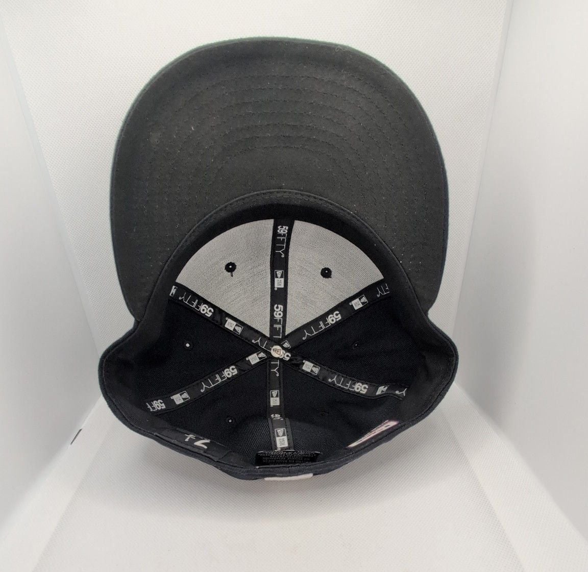 New Era Detroit Tigers 59FIFTY Fitted Hat Size 7 1/4 Navy Blue 7