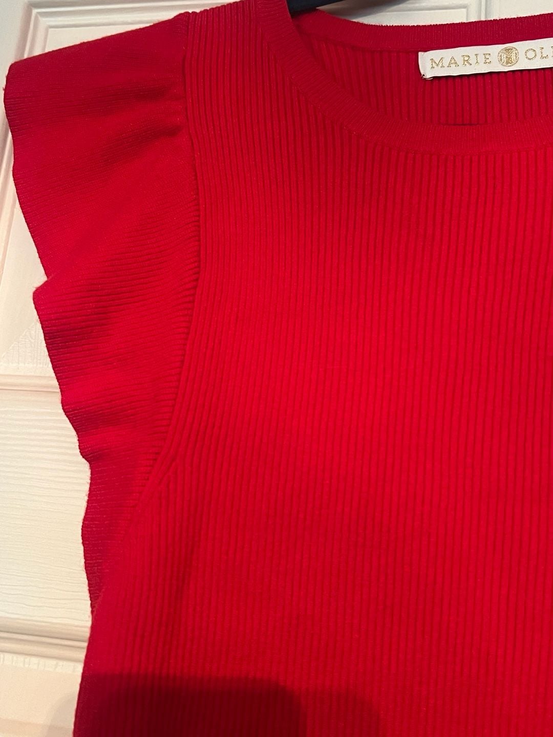 NWT Marie Oliver Rory Top Size XS Red Ribbed Ruffle 4