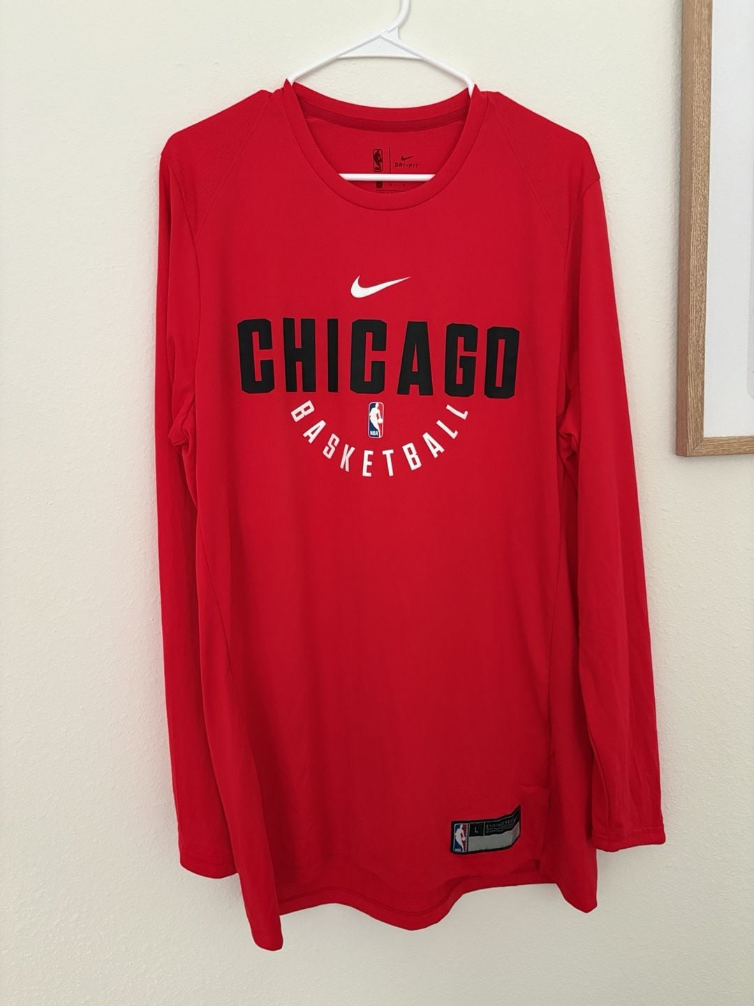 Nike Chicago Bulls Basketball Long Sleeve Shirt Size L Red Dri-Fit 2