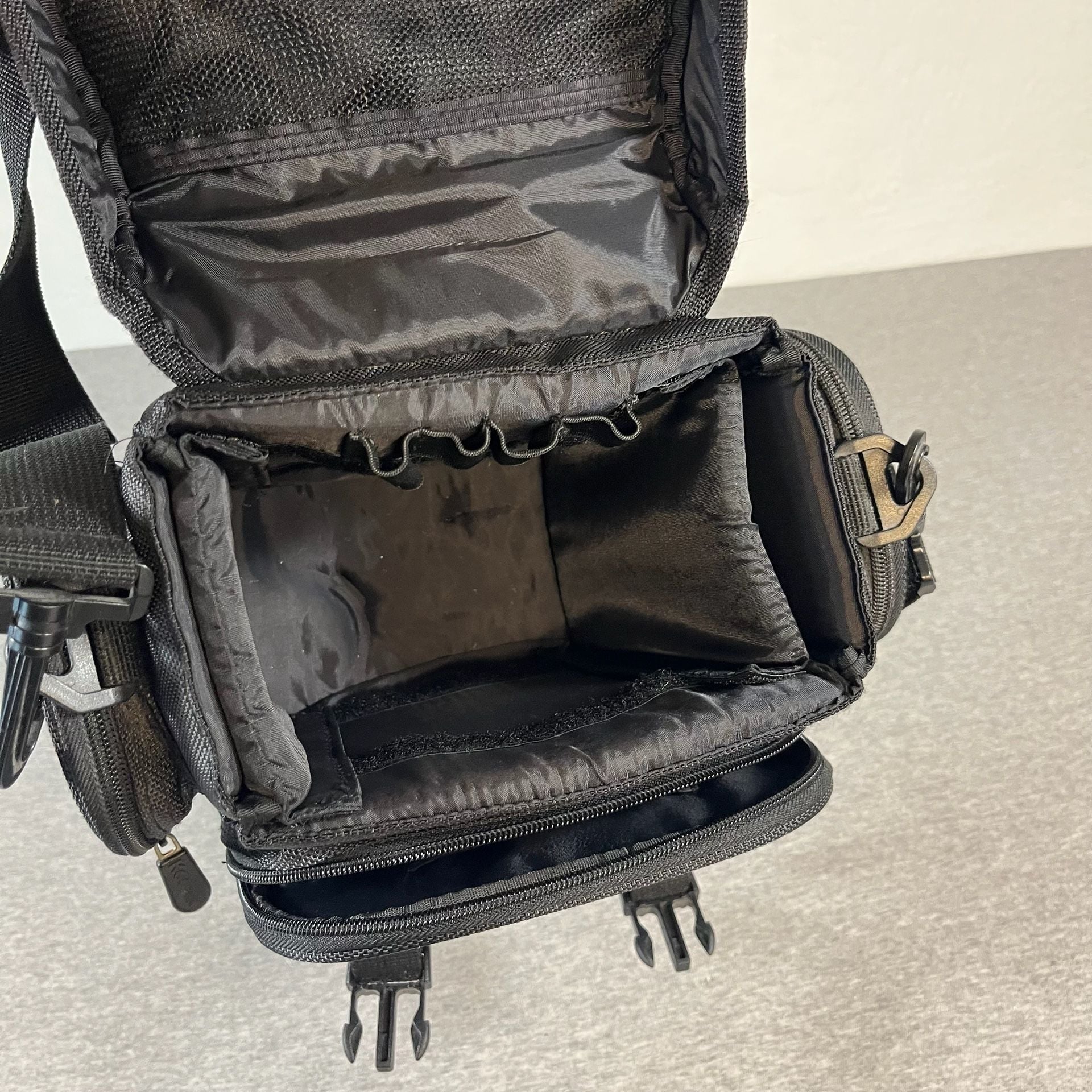 Kodak EasyShare Z710 Digital Camera Bundle with Bag, Tripod , Book & 12v cable 8