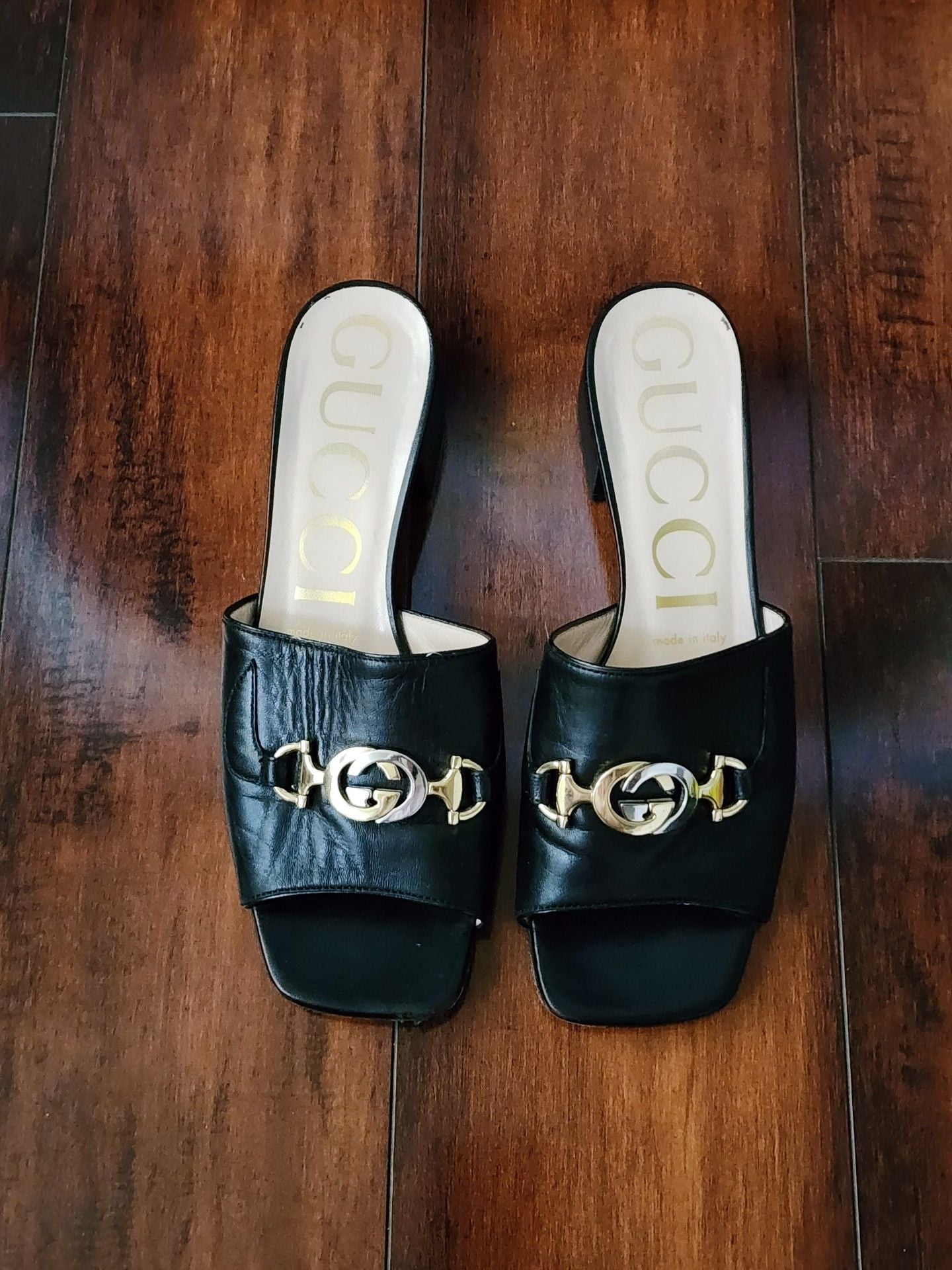 Gucci Interlocking G Horsebit Leather Slides - Black Sandals, Shoes - GUC1795285 3
