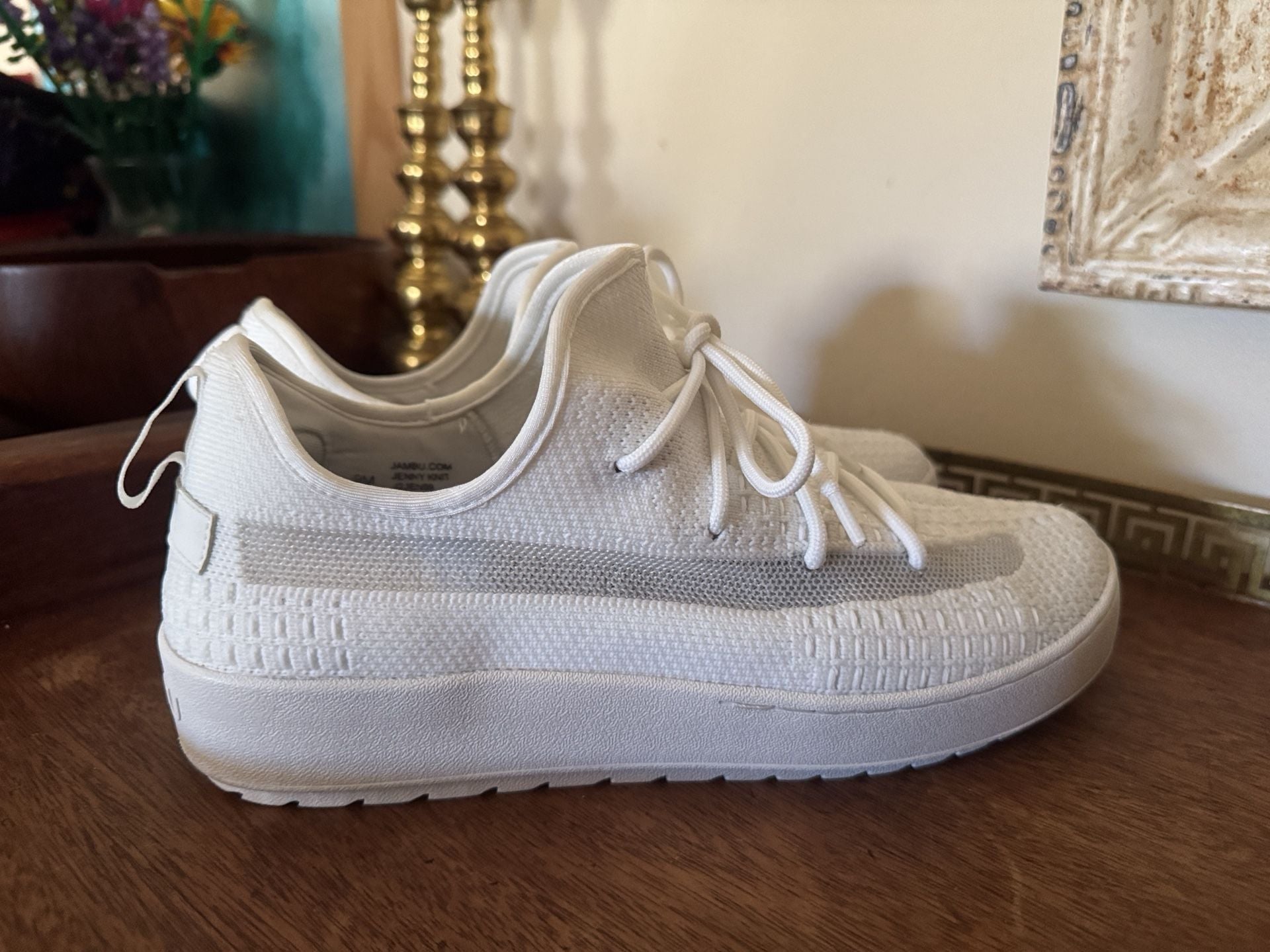 Jambu Jenny Knit Size 9M White Sneakers Relax Foam 3