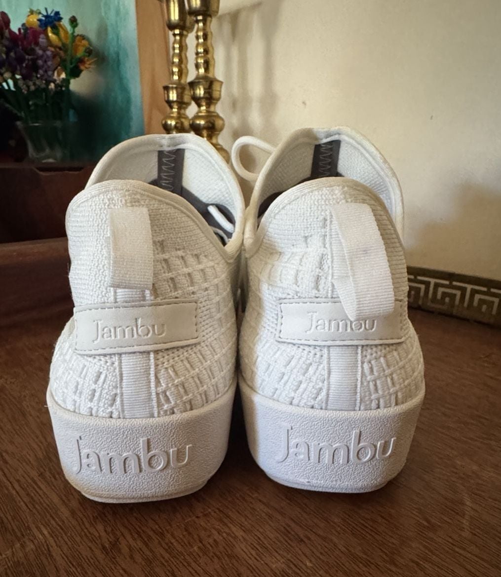 Jambu Jenny Knit Size 9M White Sneakers Relax Foam 6