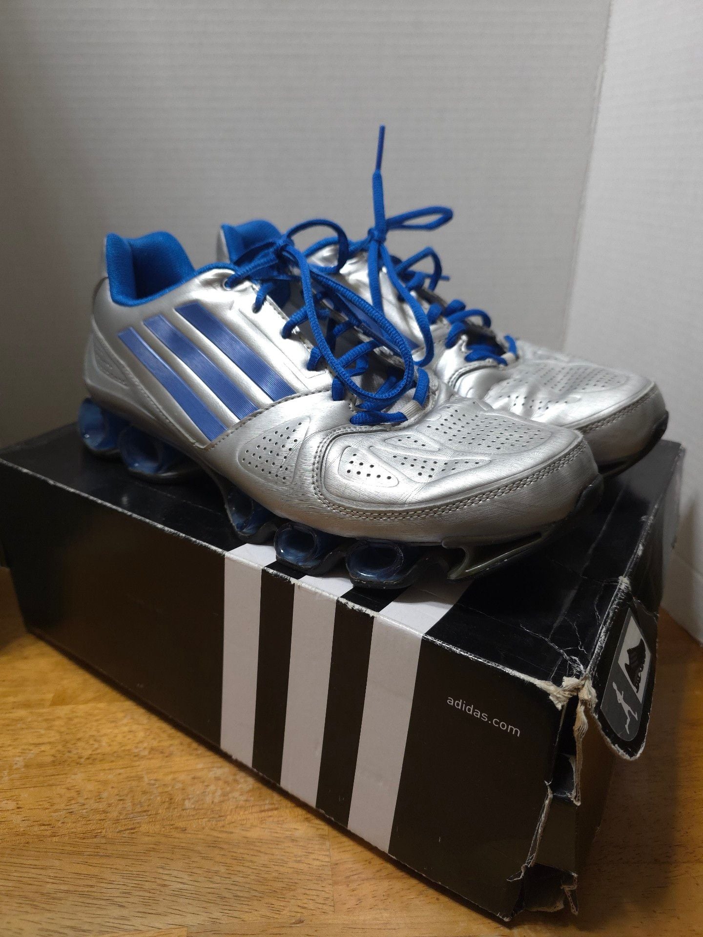 Adidas Response Bounce Size 9.5 Silver Blue Sneakers 5