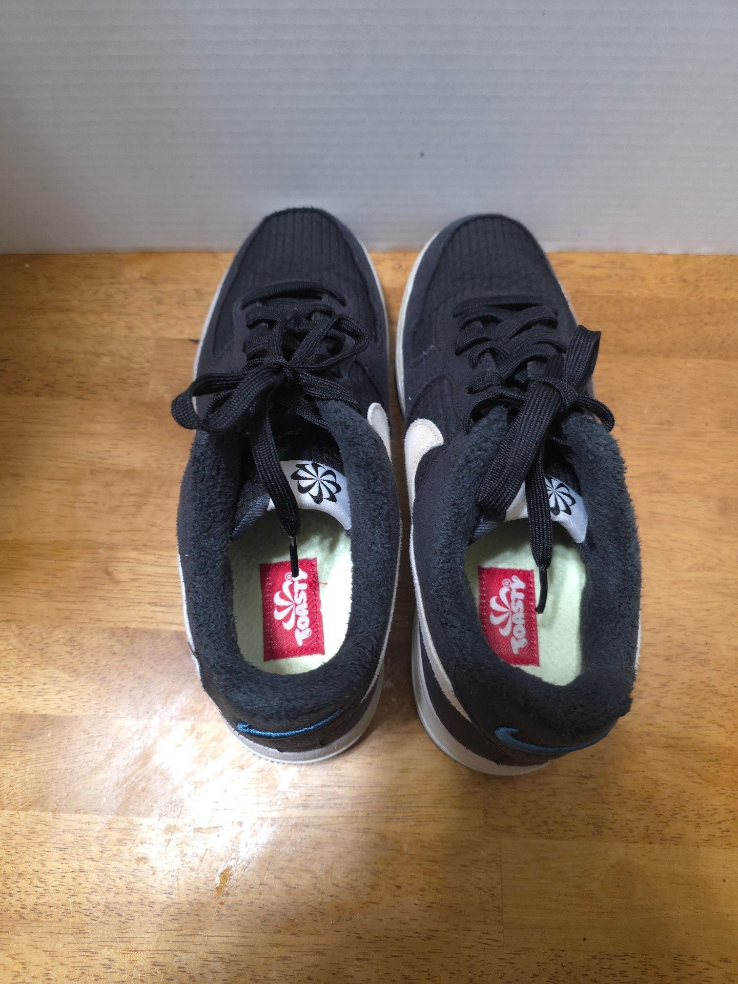 Nike Air Force 1 Low Black White Fleece 11