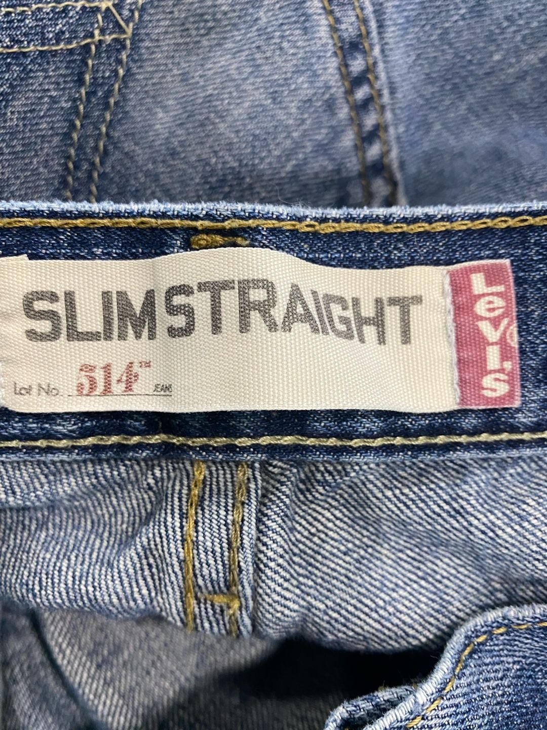 Levi's 514 Slim Straight Jeans W38 x L30 Blue Distressed Denim 9