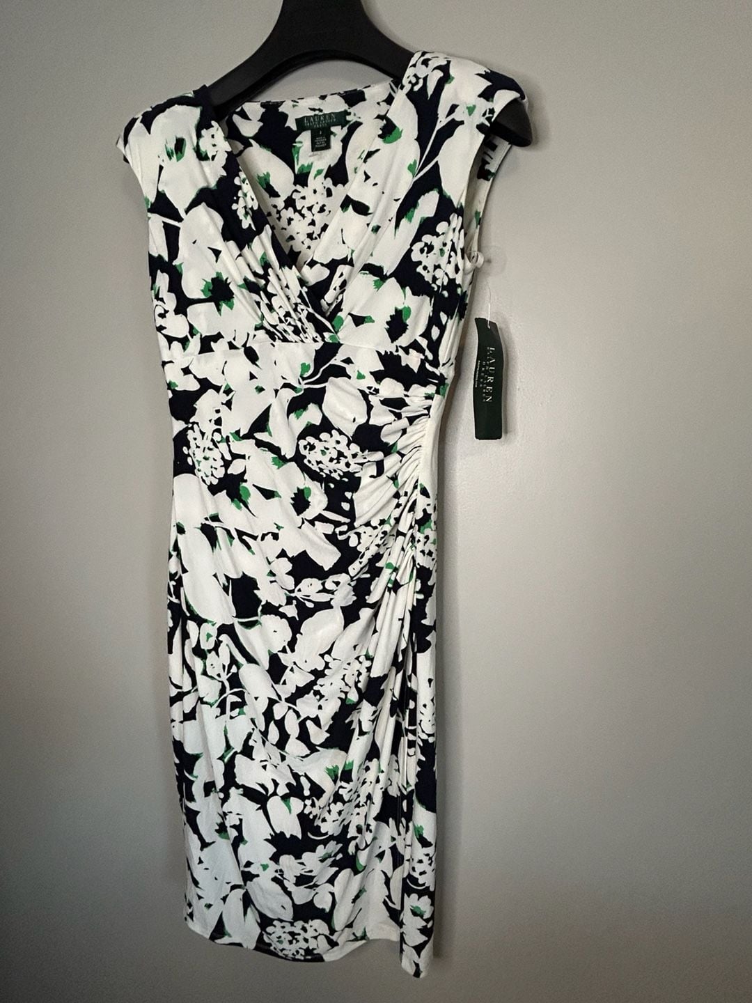 Lauren Ralph Lauren Floral Dress Size 2 Black White Green V-Neck Ruched 3