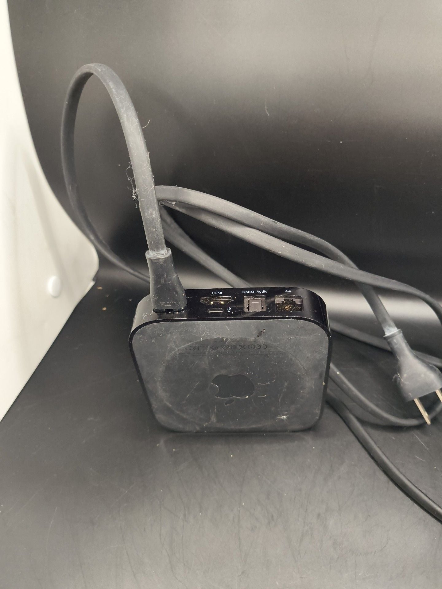 Apple TV 3rd Generation Media Streamer Model A1469 Black with Power Cord 2