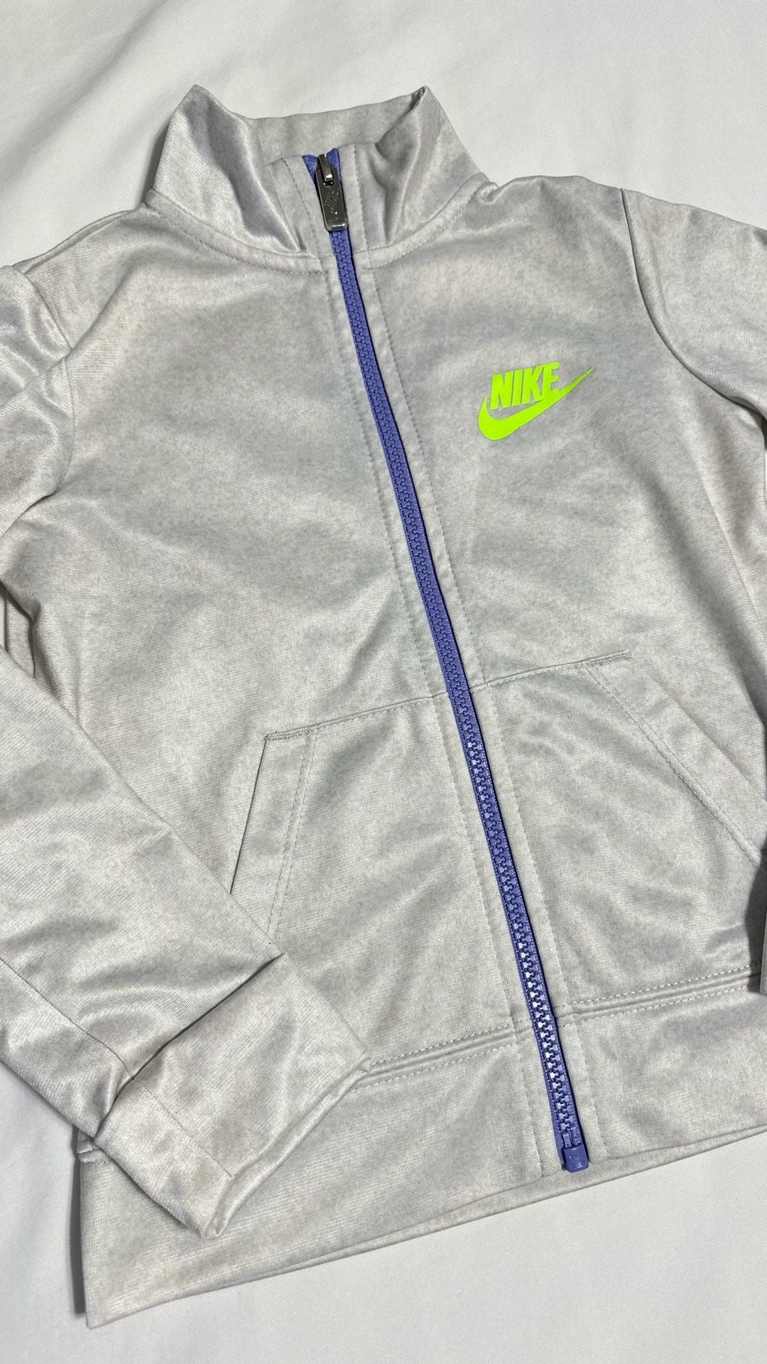 Product thumbnail 3
