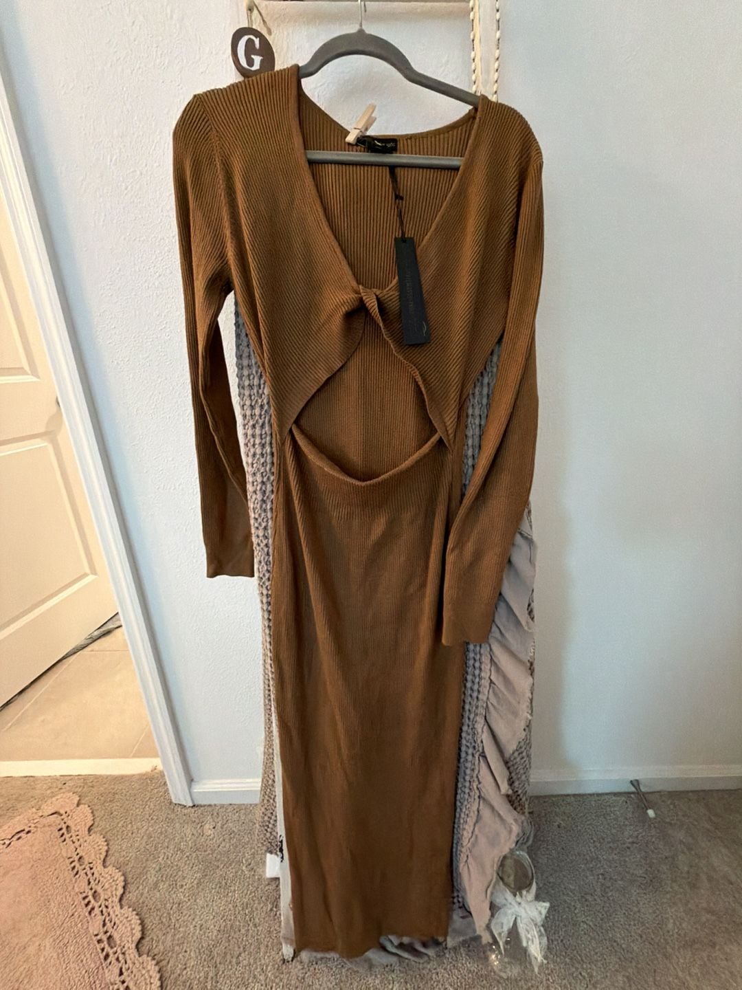 House of Harlow 1960 Maxi Dress Size M Brown Ribbed Cutout 2