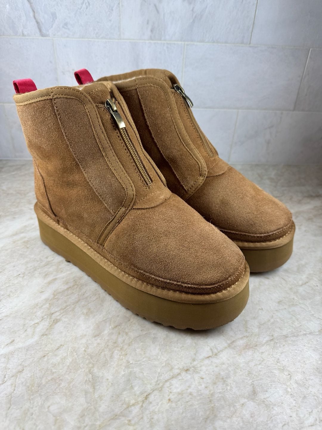 UGG Neumel Zip Platform Boots Chestnut Suede Sheepskin Women’s Size 8 3