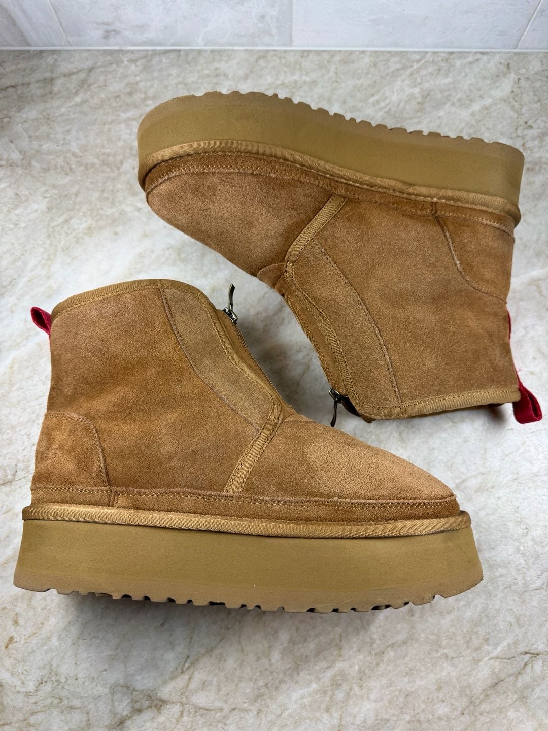 UGG Neumel Zip Platform Boots Chestnut Suede Sheepskin Women’s Size 8 10