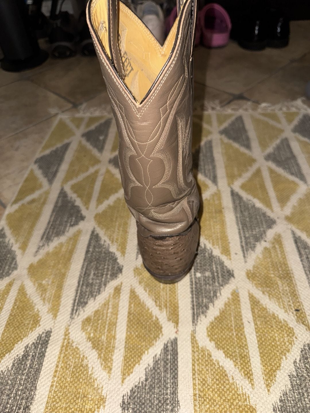 Vintage Justin 1980s Full Quill Ostrich
Western Boots 8