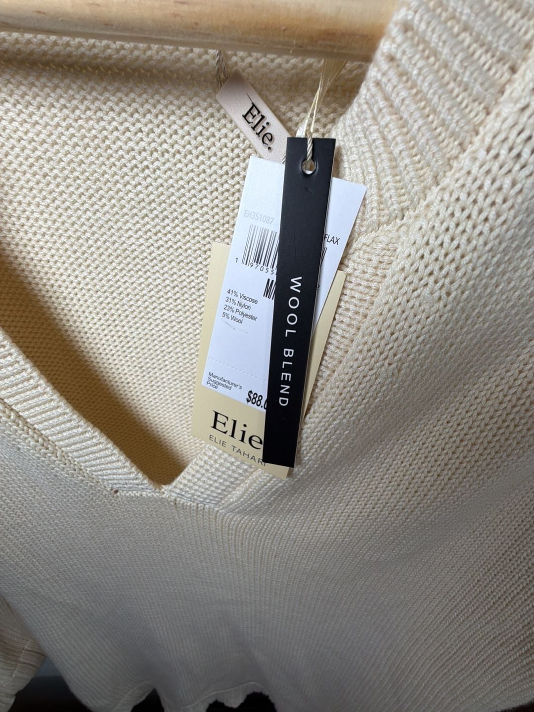 Elie Elie Tahari V-Neck Sweater Size M Flax Wool Blend 4