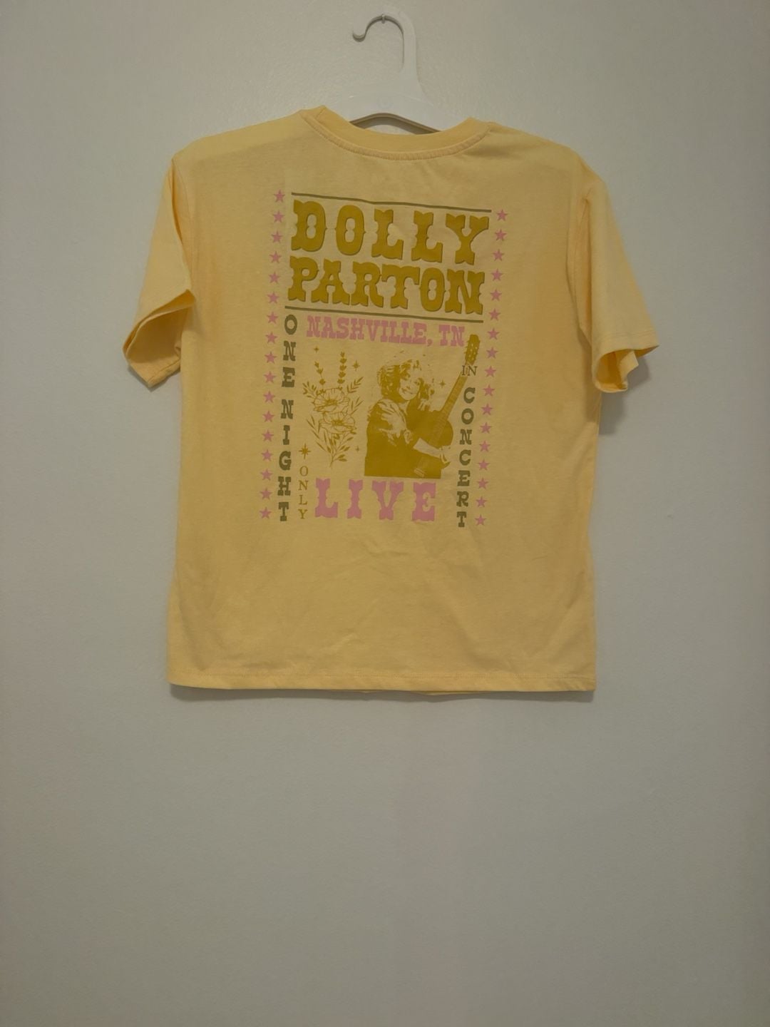 Dolly Parton Nashville In Concert Graphic T-Shirt MD M (8) Yellow 4