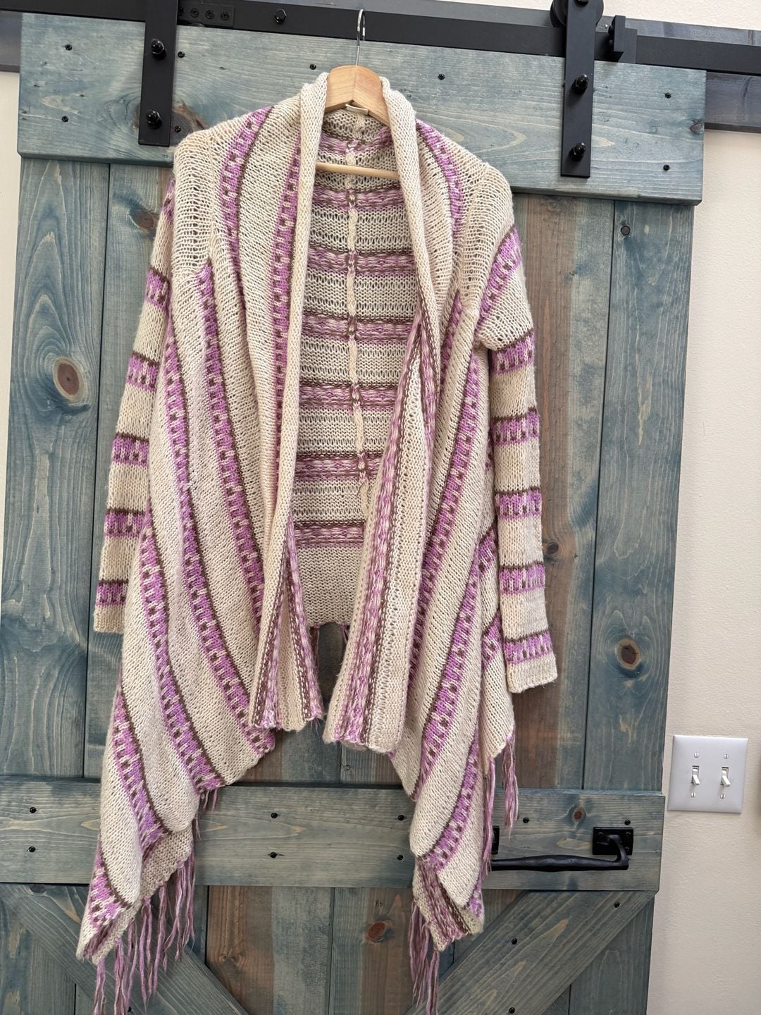Billabong Cardigan Sweater Size L/G Pink White Striped Fringe 3