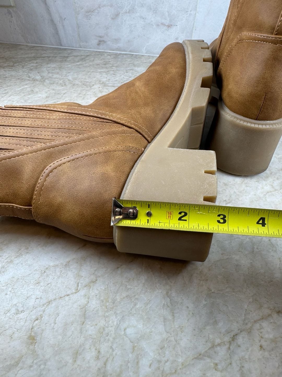 Dolce Vita Noel Chelsea Ankle Boots Tan Brown Lug Sole Block Heel Size 9 12