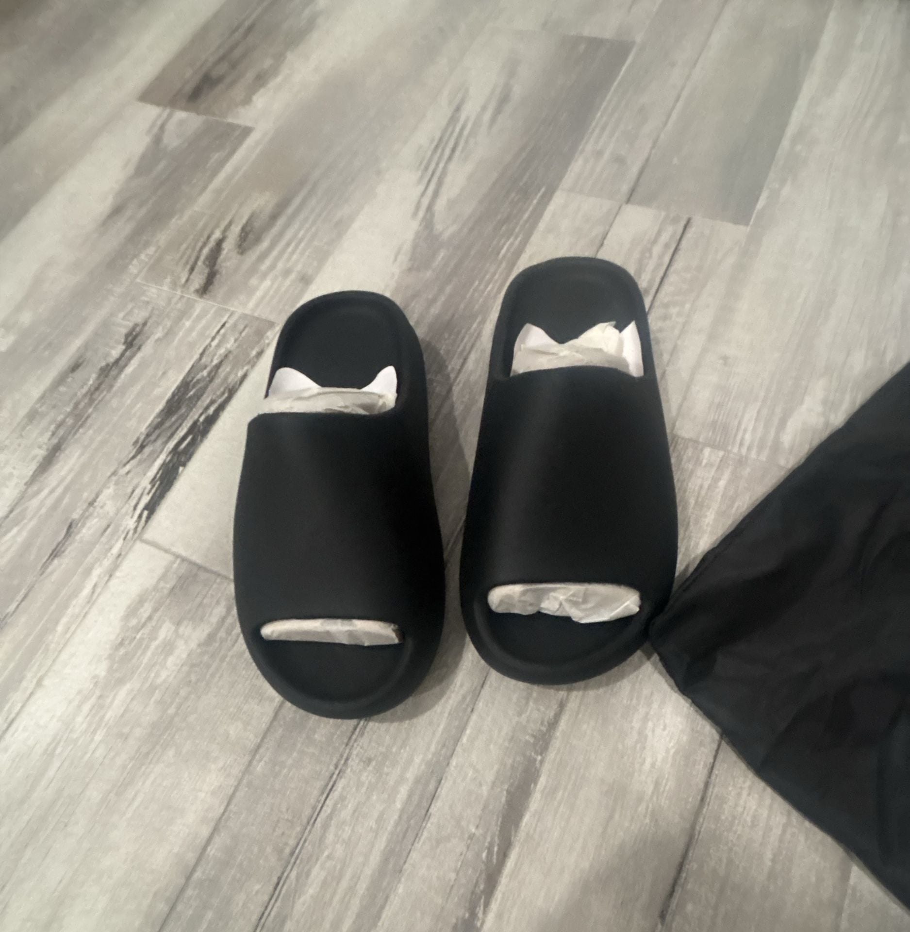 Fear of God Essentials Slides Black YS-01 3