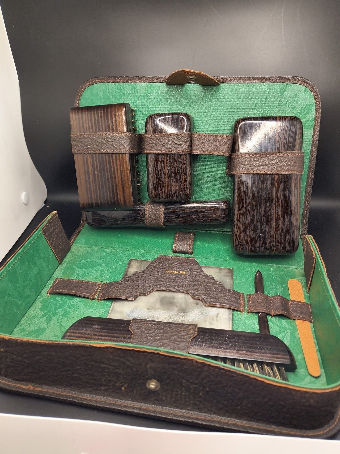 Vintage Leather Travel Vanity Set Monogram WLK 2