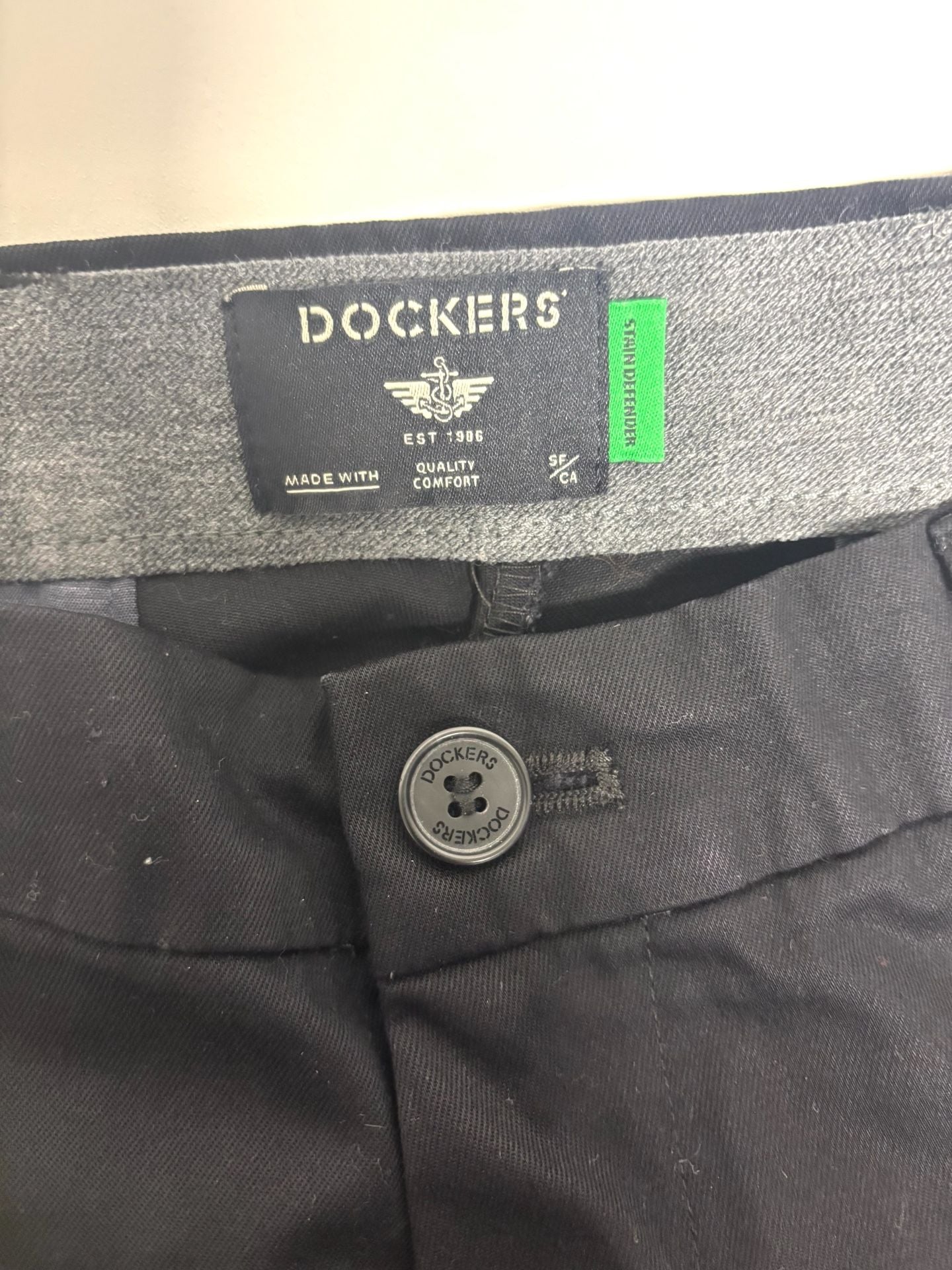 Dockers Pants Size 29 Black Slim Fit Stretch Stain Defender Chinos 3