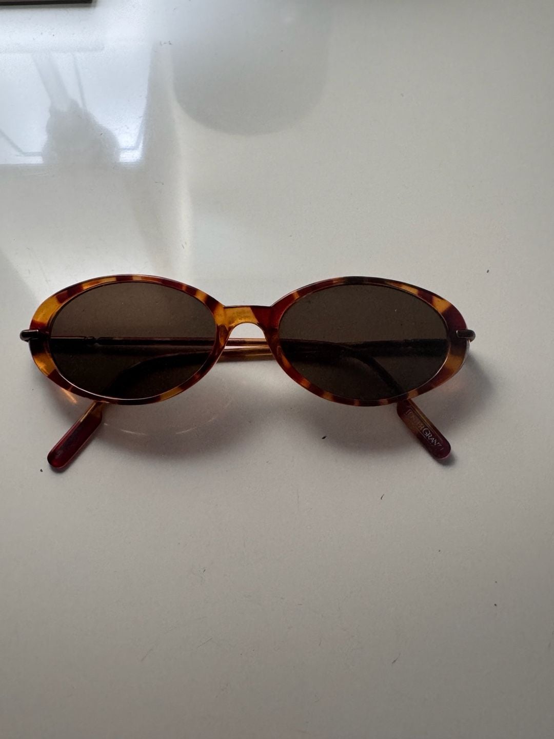 Foster Grant Oval Tortoise Shell Sunglasses Vintage 2