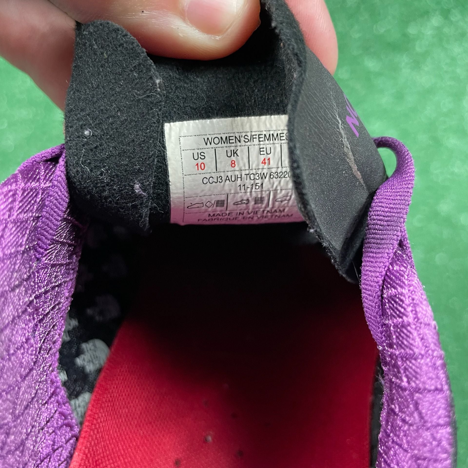 The North Face Ultra Kilowatt Size 10 Black Purple Trainer Shoes 7
