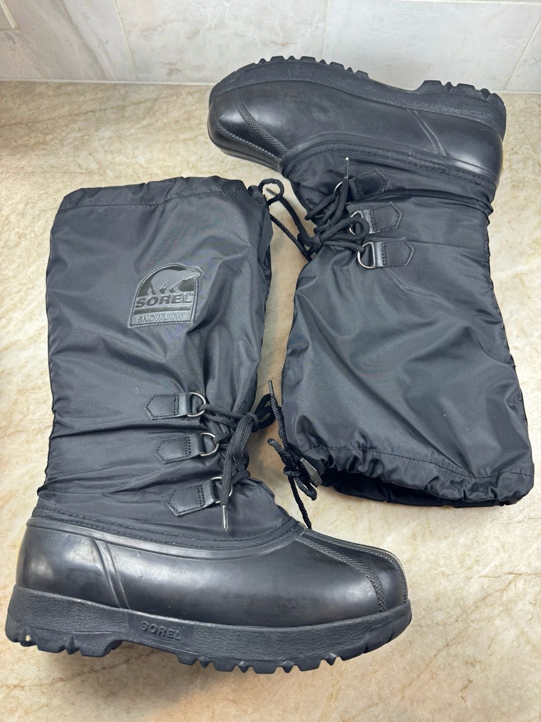 Sorel Snowlion II Women’s Snow Boots Black Tall Lace Up Rubber Size 8 7