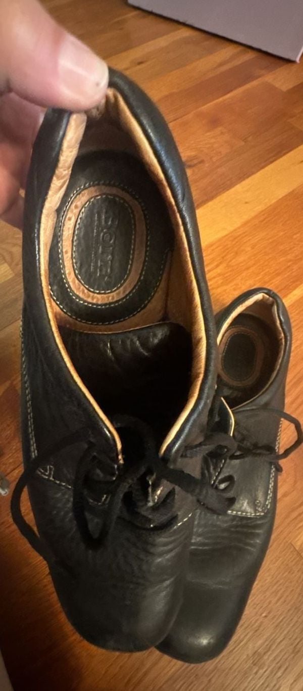 Born Shoes Size 19 1/2 Black Leather Lace-Up Casual Flats 8