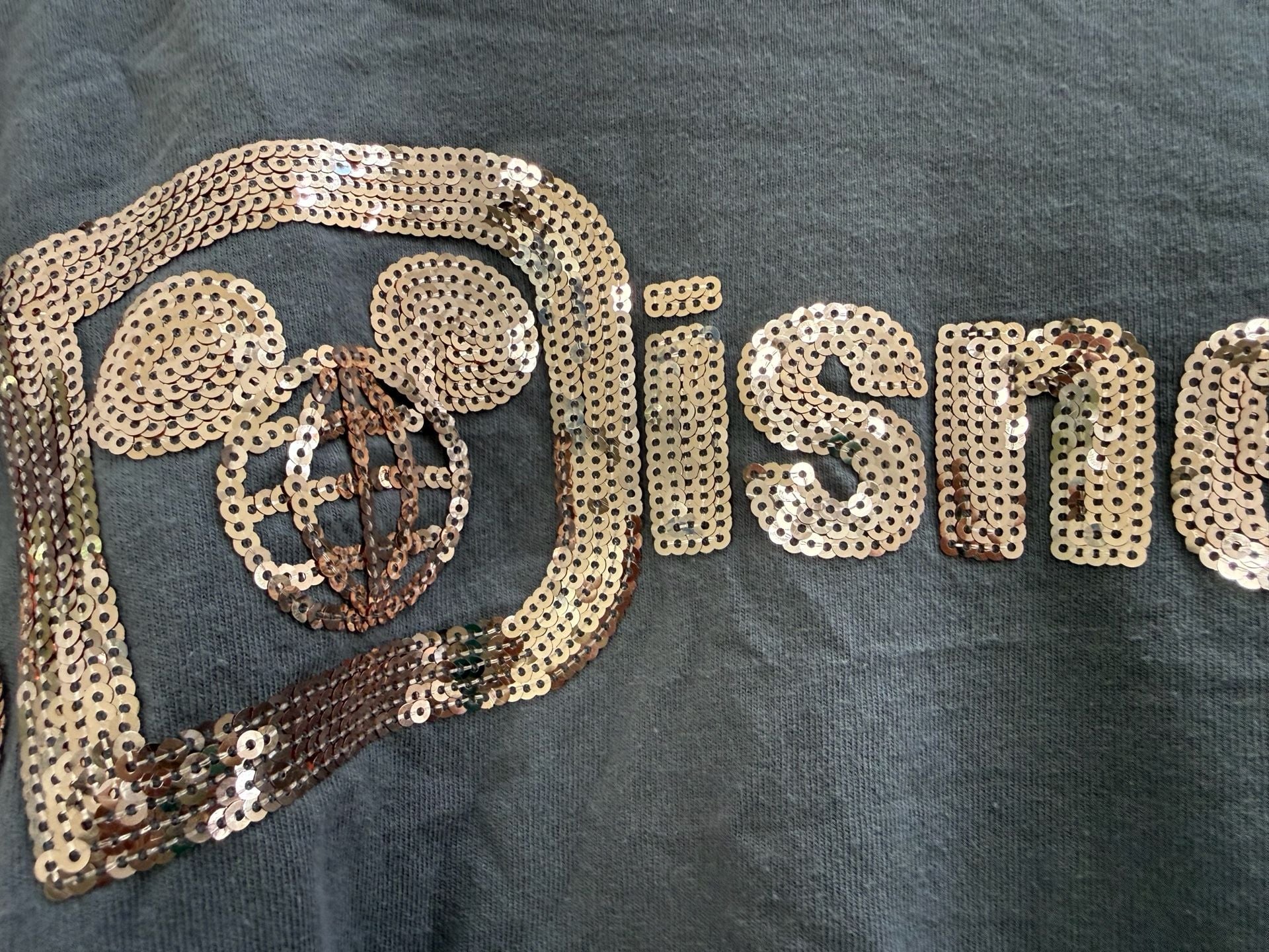Spirit Jersey Walt Disney World Gray Rose Gold Sequin Size L 3