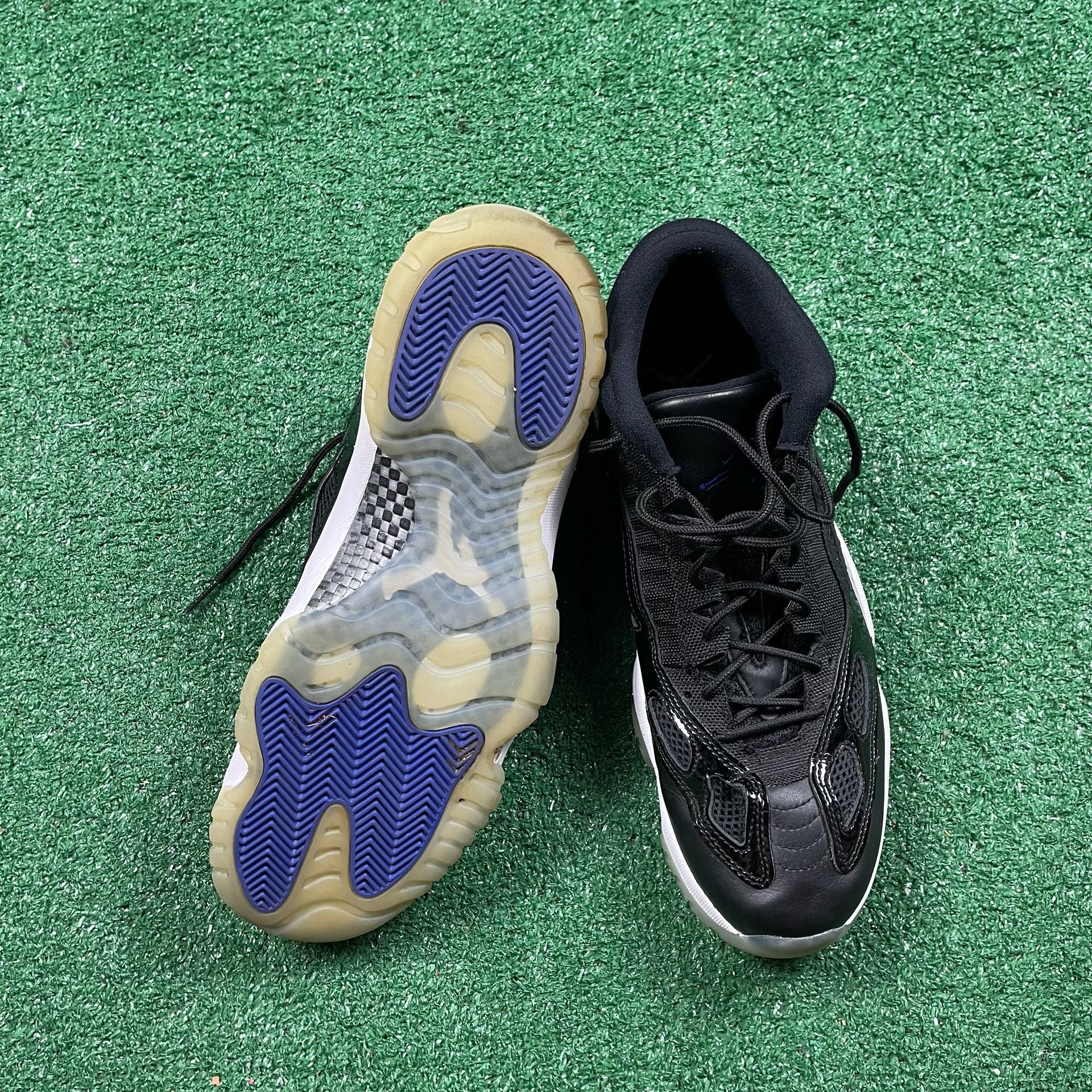 Jordan Air Jordan 11 Retro Low IE Space Jam Black Concord 7