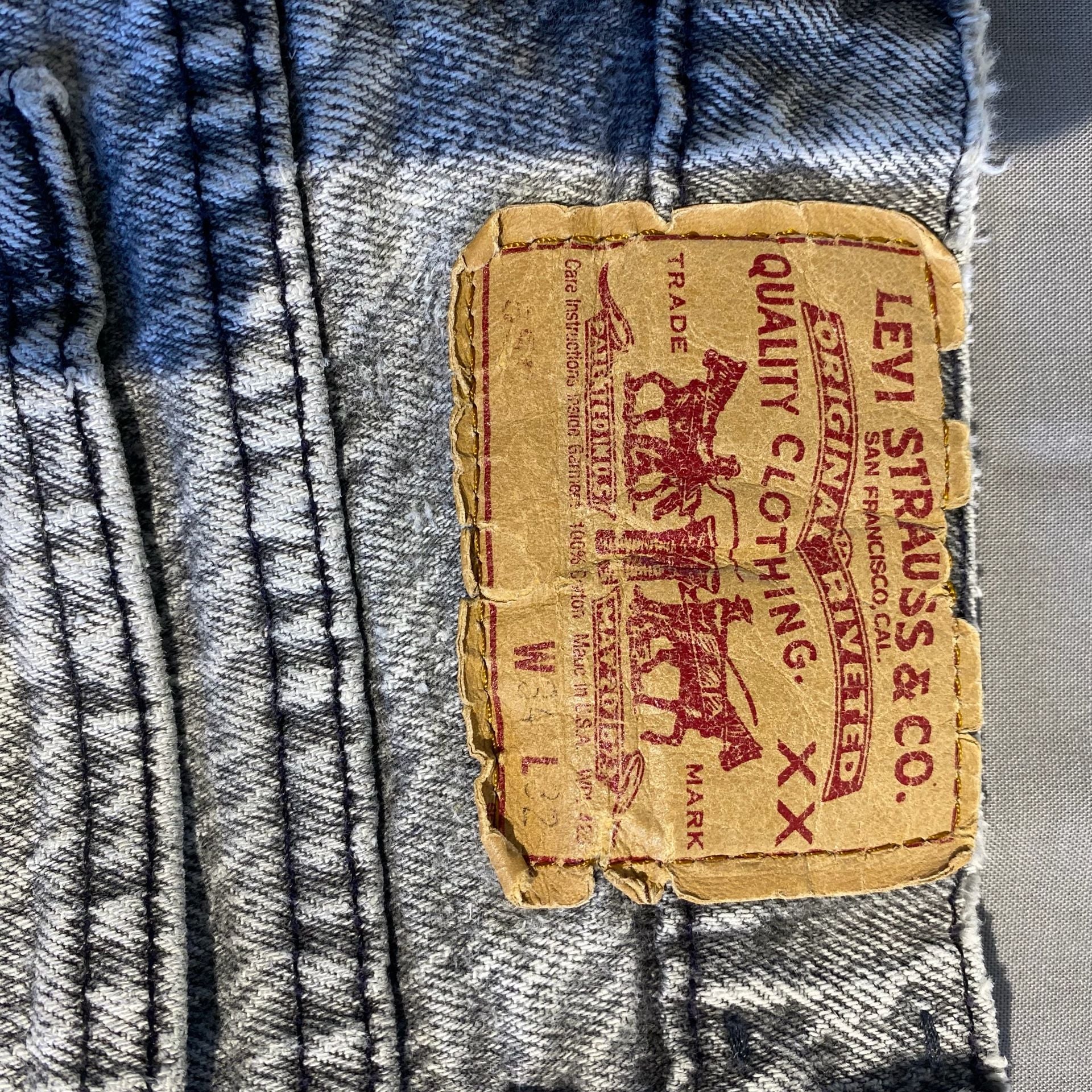 Levis Jeans Size W34 L32 Acid Wash Denim Made in USA Vintage 80s 4
