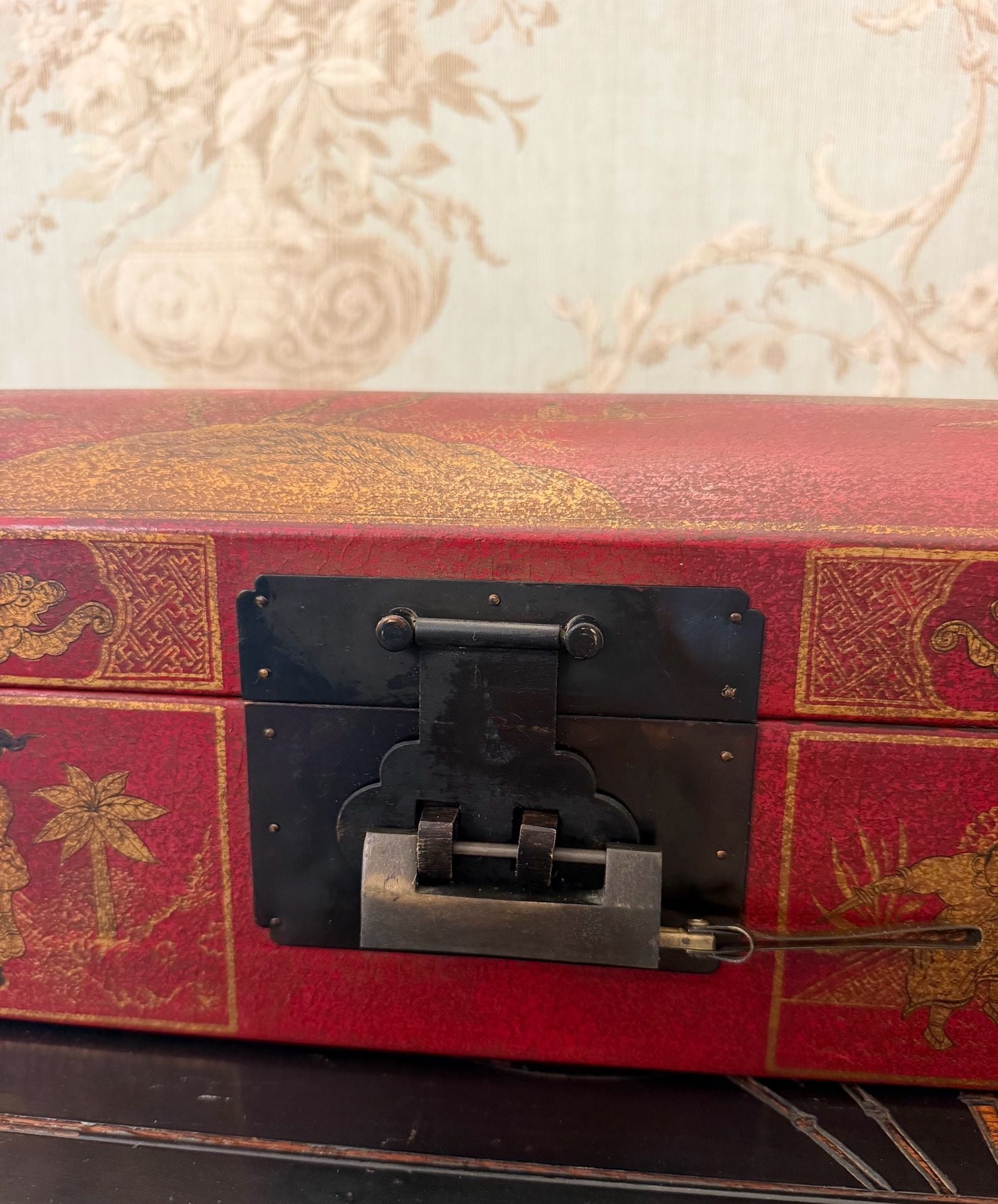 Antique Chinese Red And Gilt Leather Scroll Document Box Chest 3