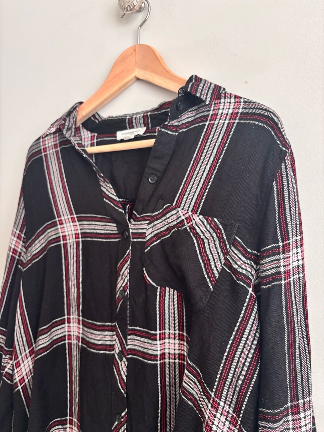Beachlunchlounge Plaid Button Down Shirt Black Red White 4