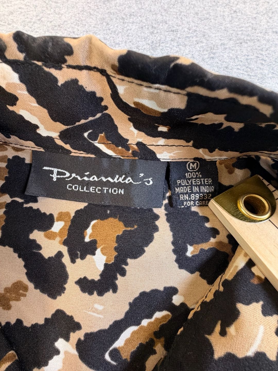 Prianika's Collection Leopard Print Button-Up Shirt Size M Brown Polyester 6