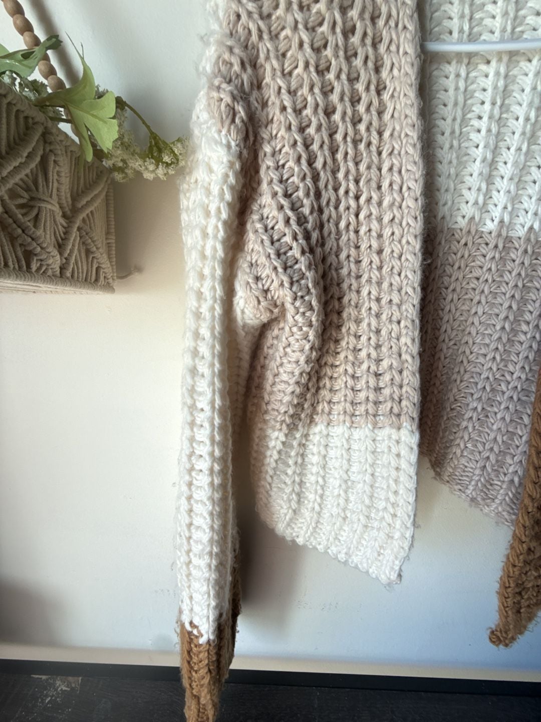 The Perfect Fall 🍁 Chunky Knit Cardigan Size S Color Block 6