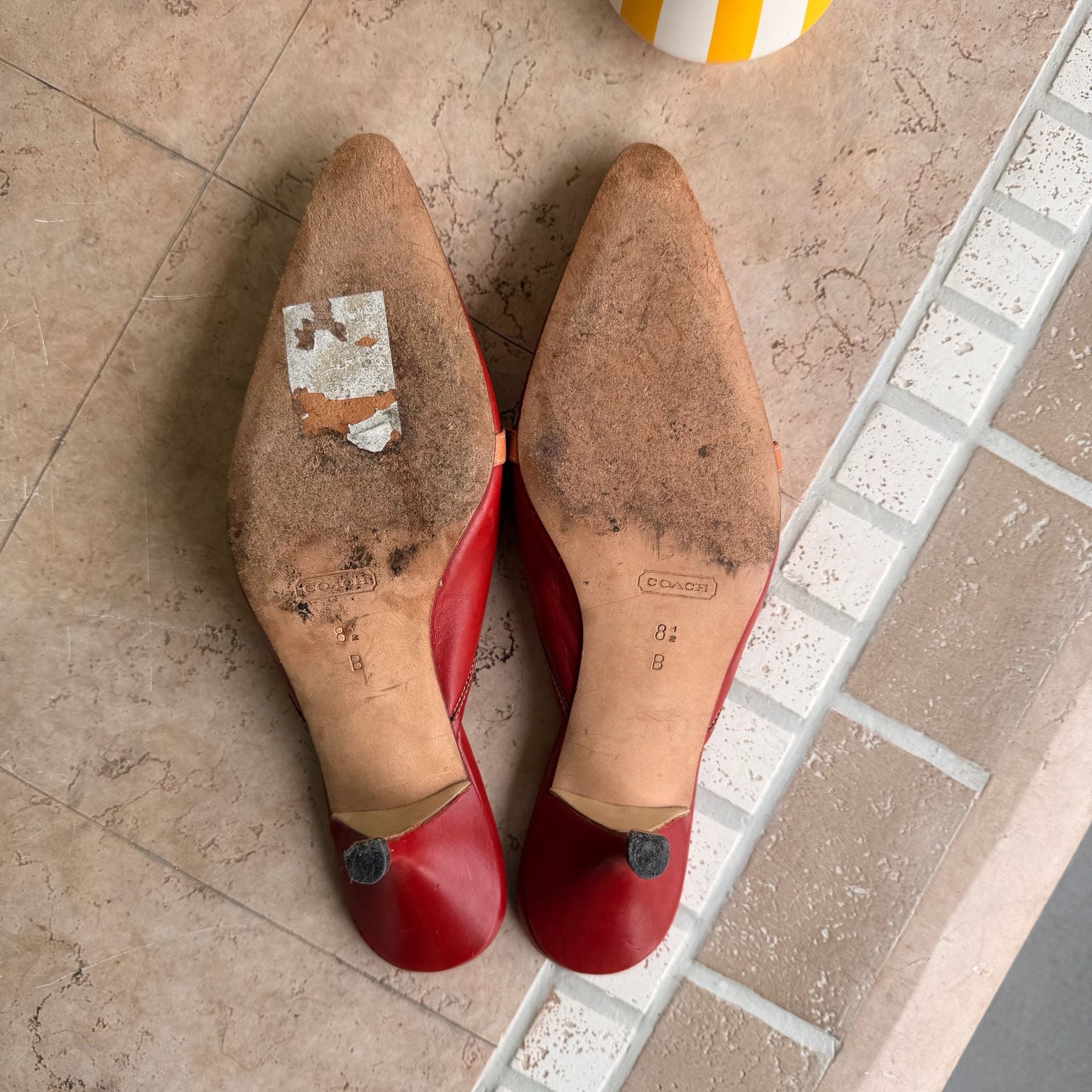 Vintage Y2K Coach Italian Red Leather Pointed Toe Kitten Heel Mules Buckle Strap Size 8.5B 6
