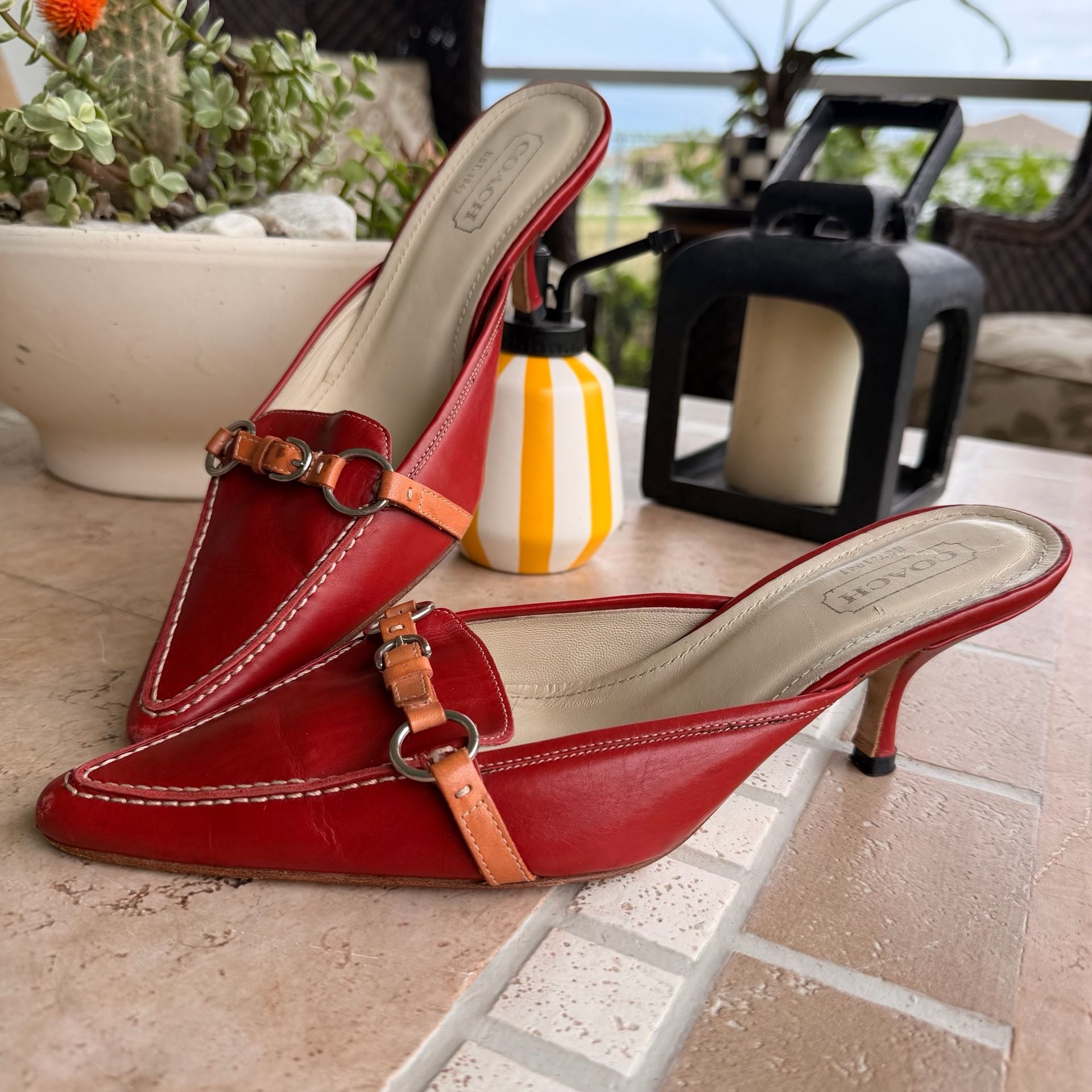 Vintage Y2K Coach Italian Red Leather Pointed Toe Kitten Heel Mules Buckle Strap Size 8.5B 2