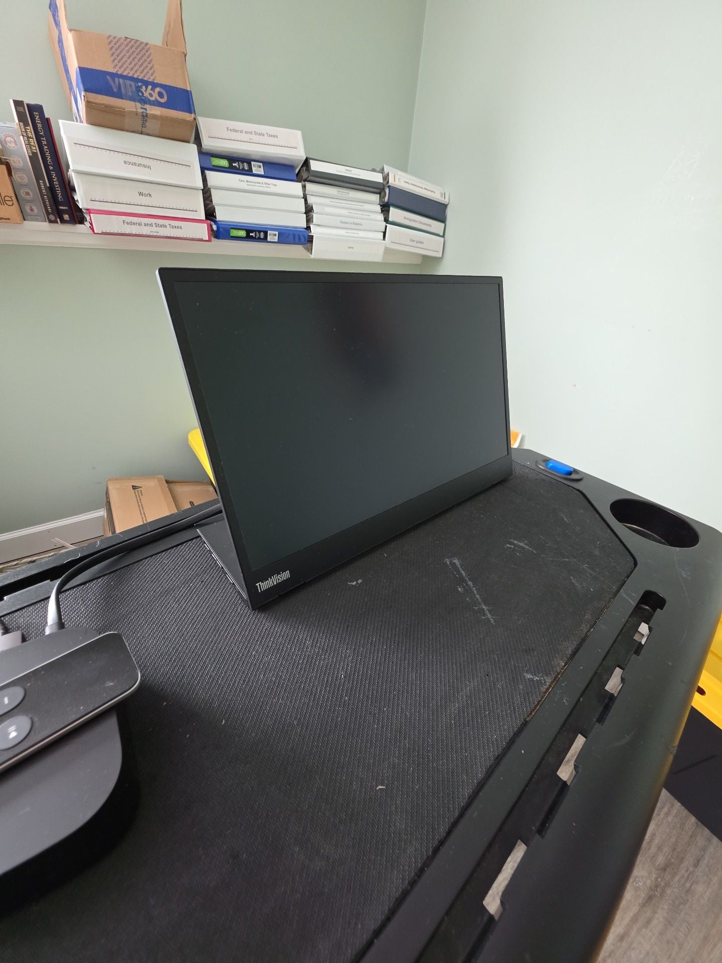 Lenovo ThinkVision M14 Portable Monitor 14 inch 1