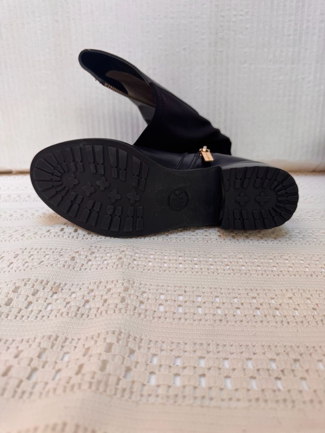 Michael Kors Boots Size 7.5M Black Leather boots 6