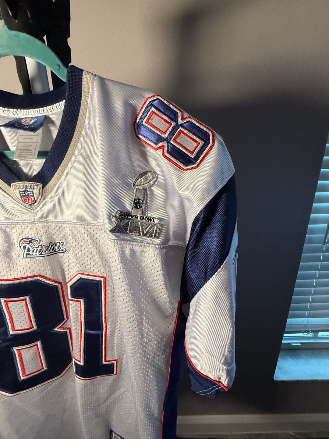 Reebok NFL Patriots Aaron Hernandez 81 Super Bowl XLVI Jersey Size 52 White 4