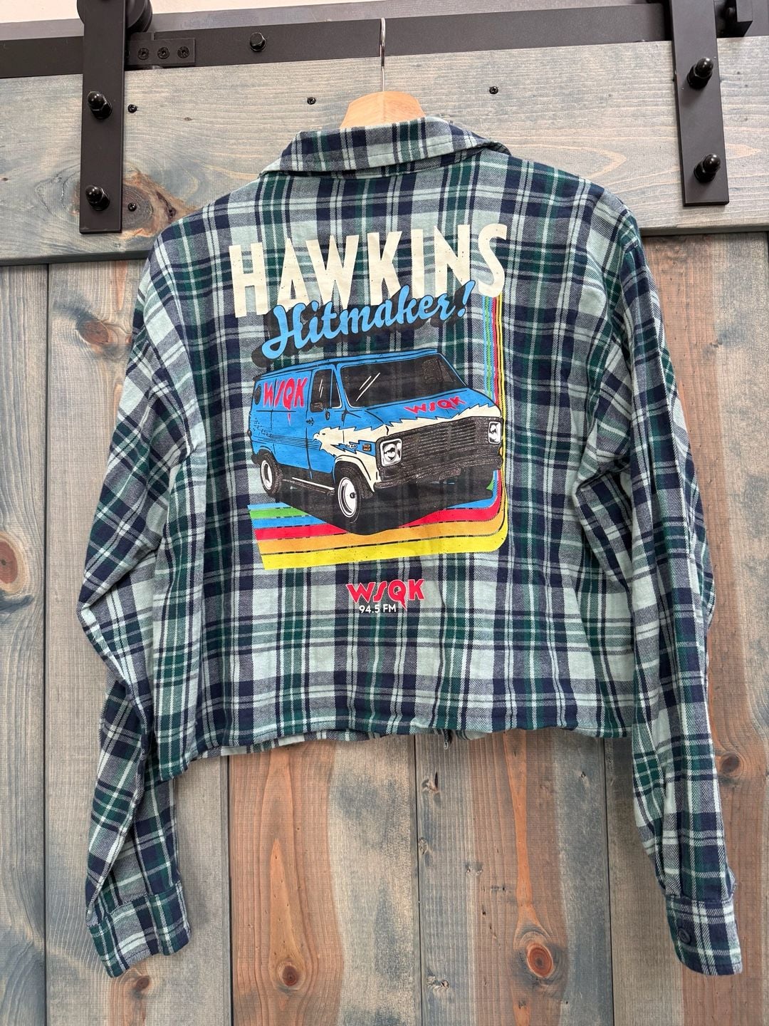 Stranger Things crop Flannel Size M (8-10) Hawkins WSQK Van 3