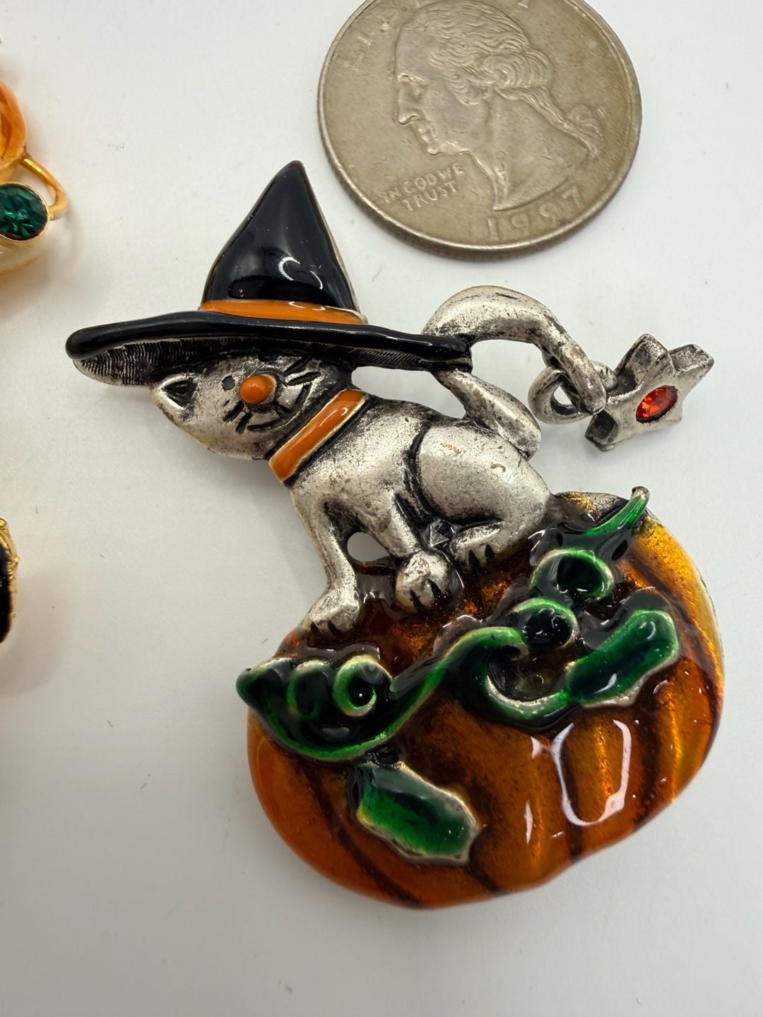 Lot of 4 Vintage Enamel Halloween Brooches Assorted 3