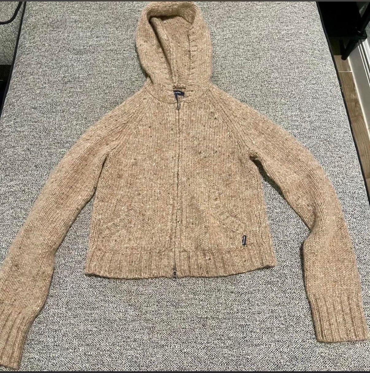 119-Abercrombie & Fitch Zip Hoodie Size M Beige Wool Blend Knit Sweater VNTG Y2K 2