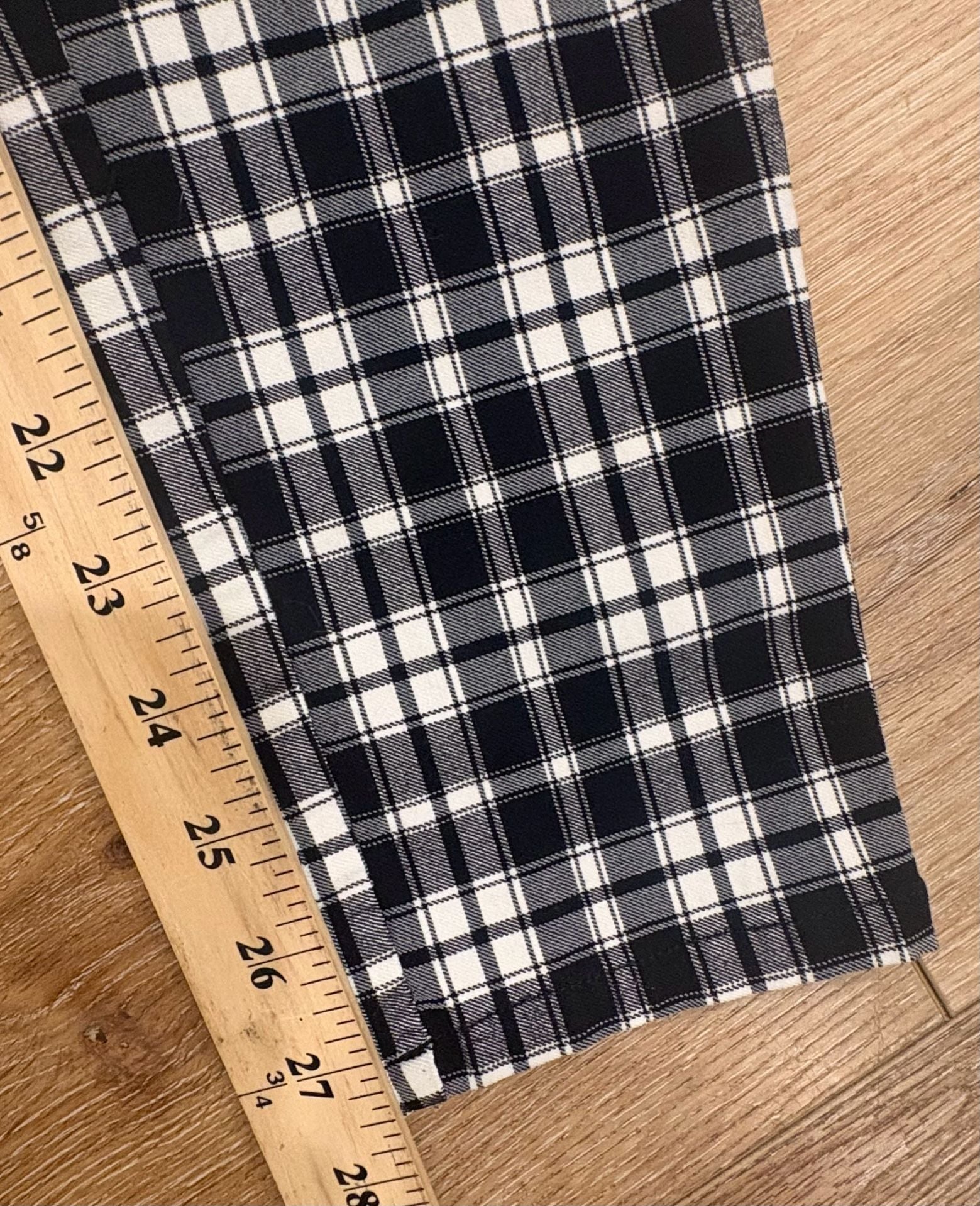 Garage Black White Plaid Pants Women’s M Y2K Grunge Punk Tartan Straight Leg 7