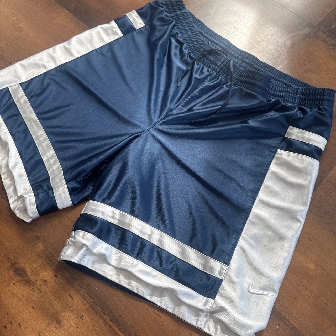 Nike Vintage Basketball Dazzle Shorts Blue White 3