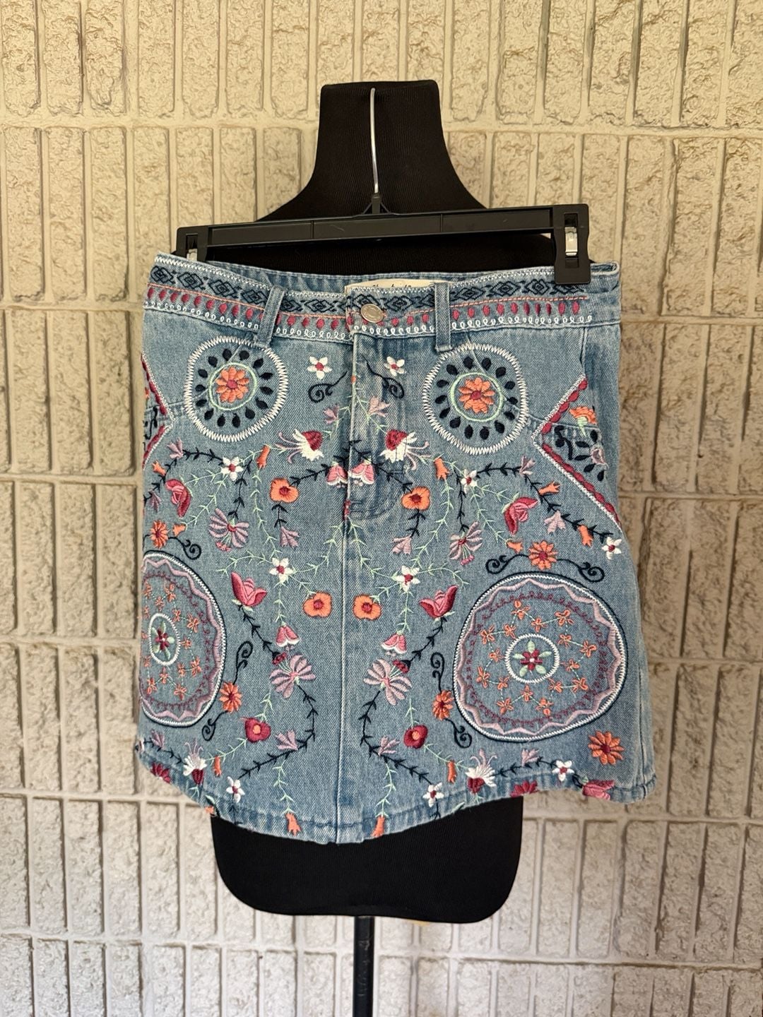 908 Denim Co. Embroidered Denim Mini Skirt Size USA 4 3